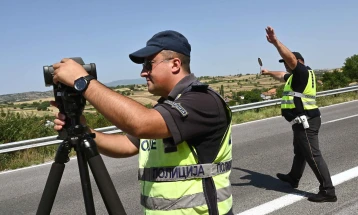 Sanksionohen 123 shoferë në Shkup, 22 për vozitje të shpejtë