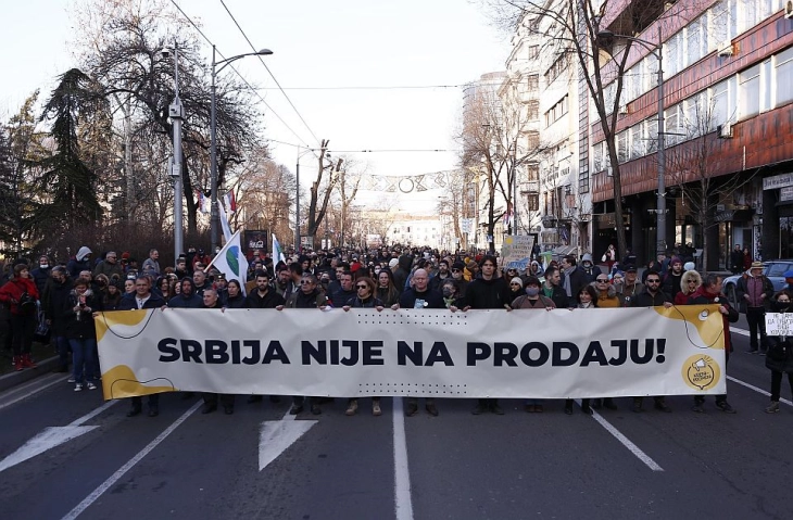 Продолжуваат протестите низ Србија против намерите за ископ на литиум