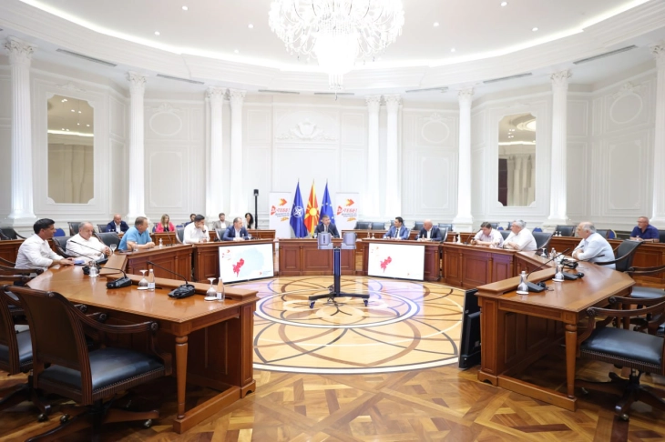 Ministri Perinski në takim me kryetarët e komunave nga rajoni planor Jugperëndimor