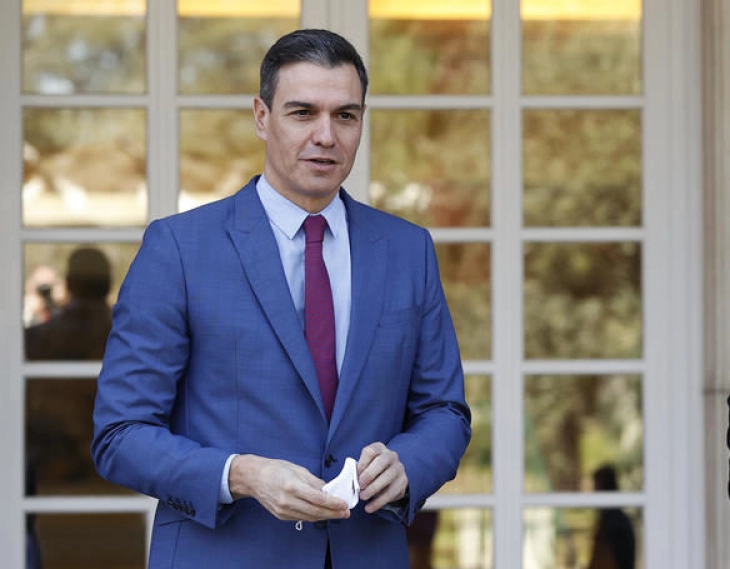 Шпанскиот премиер сведочи за корупцискиот случај во кој беше обвинета неговата сопруга