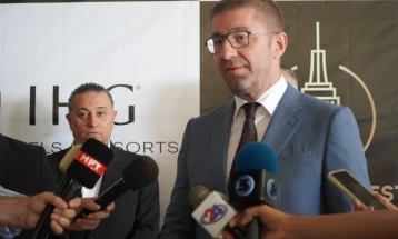 Mickoski: Kishim një numër të zjarreve që historikisht nuk mbahet mend në ambient të hapur, disa nga pakujdesia, disa me qëllim