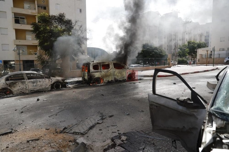 При израелски напад во Појасот Газа загинаа двајца новинари на Ал Џезира 
