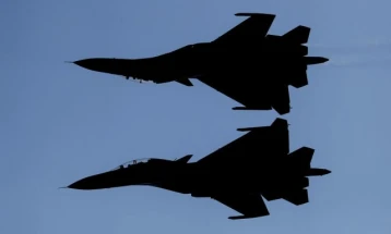 Украина ги добила првите борбени авиони Ф-16 кои ги бараше со месеци, тврдат американски претставници