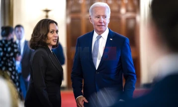 Demokratët amerikan shumë më të kënaqur nga Kamala Haris si kandidat presidencial se sa nga Bajdeni