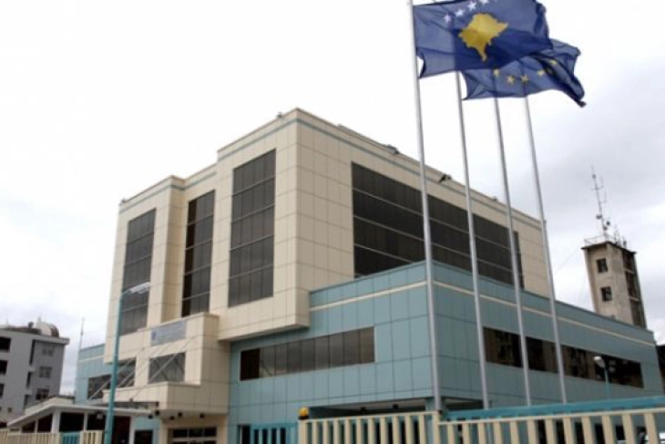 Косовско МНР: Недостоинствен однос кон Османи на скопскиот аеродром