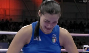 Италијанската боксерка Карини наградена со 100.000 долари