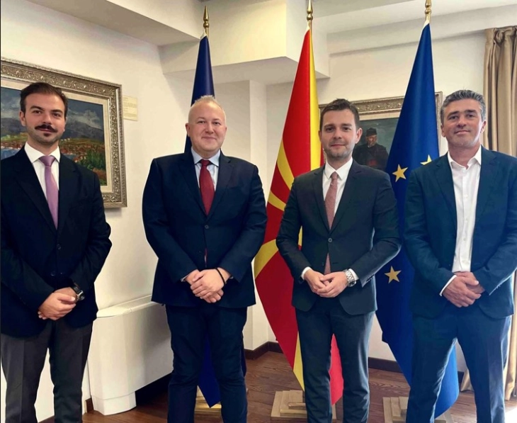 Mucunski meets United Macedonian Diaspora representatives
