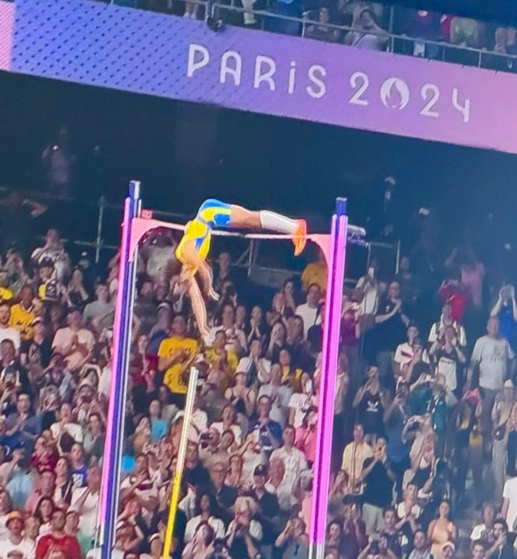 Дуплантис го одбрани олимпиското злато со нов светски рекорд во скок со стап