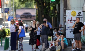 Mot me diell dhe i nxehtë me temperatura deri 37 gradë