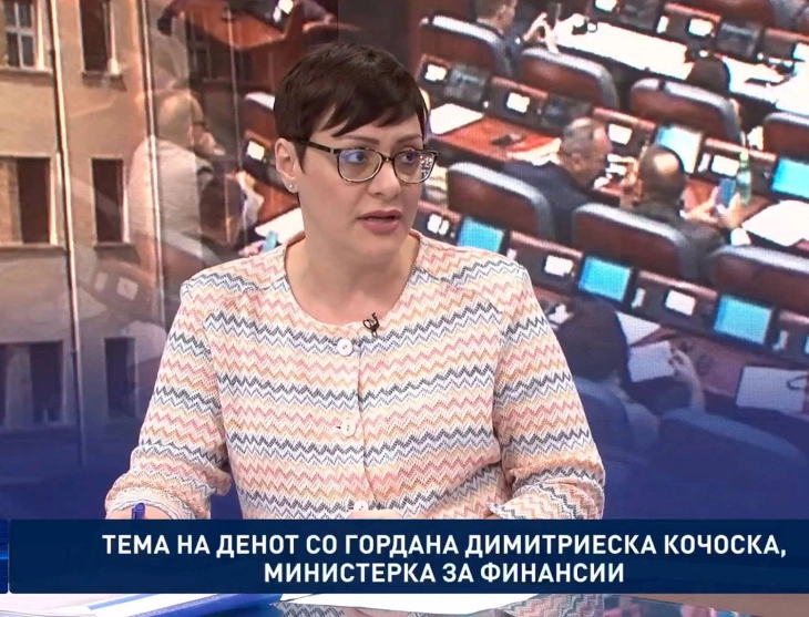 Димитриеска Кочоска: Минималната плата да се утврдува врз реална основа, линеарното зголемување на пензиите е најдобриот модел