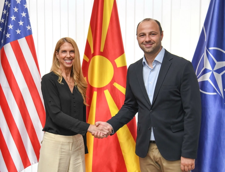 Defense Minister Vlado Misajlovski meets U.S. Embassy’s Deputy Chief of Mission Nicole Varnes