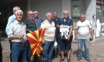 Pensioners protesting for linear increases demand Association of Pensioners president resign