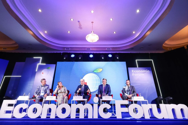 Minister Andonovski presents Macedonian digital agenda at Economic Forum in Poland