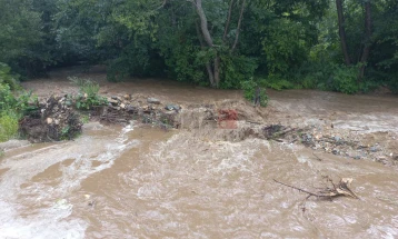 ЦУК: Зголемување на водостоите на реките, не постои опасност од излевање