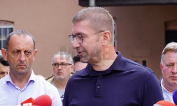 Mickoski: Do të paguajmë qindra milionë euro dënime për kontratën me 