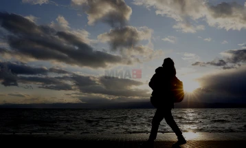 Në Kodrën e Diellit gjatë mëngjesit janë matur tre gradë Celsius, sot me vranësira të ndryshueshme dhe erë me temperatura deri 24 gradë