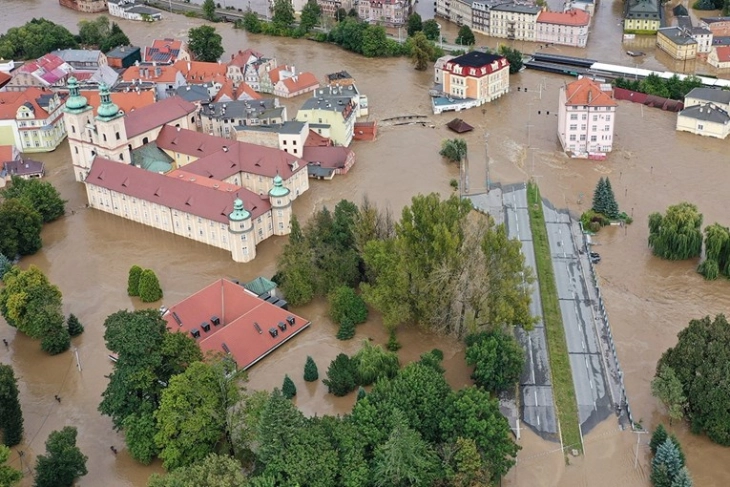 One dead, seven missing as 'apocalypse' floods batter Czech Republic