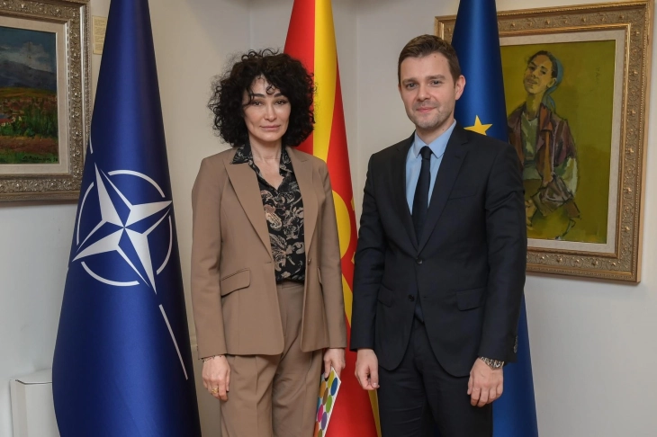 Minister Mucunski receives credentials of new UN Resident Coordinator Rita Columbia