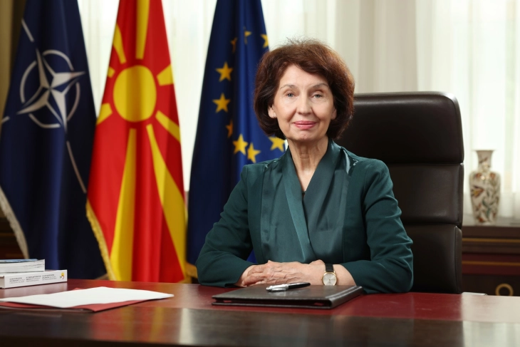 Siljanovska Davkova: Conversation with Radev was friendly and respectful, I did not forget Macedonian national interests even for a moment