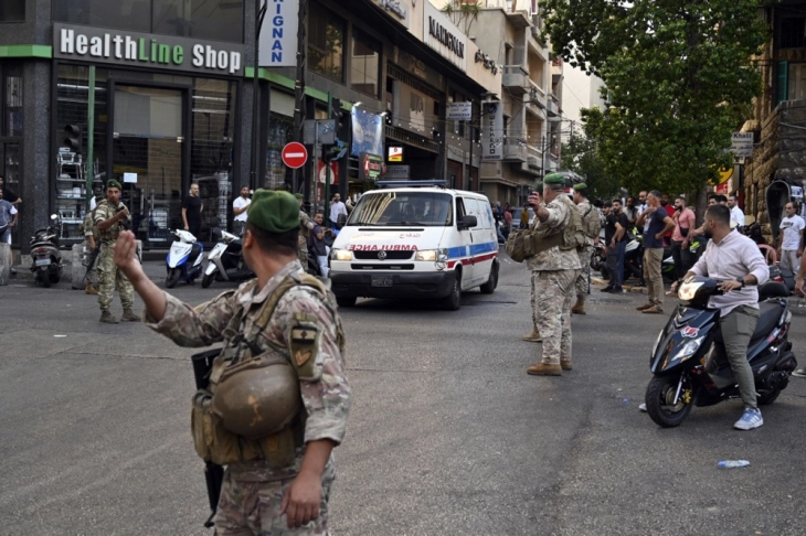 Izraeli qëndron pas shpërthimeve vdekjeprurëse të pejxherëve drejtuar Hezbollahut duke plagosur mijëra vetë në Liban