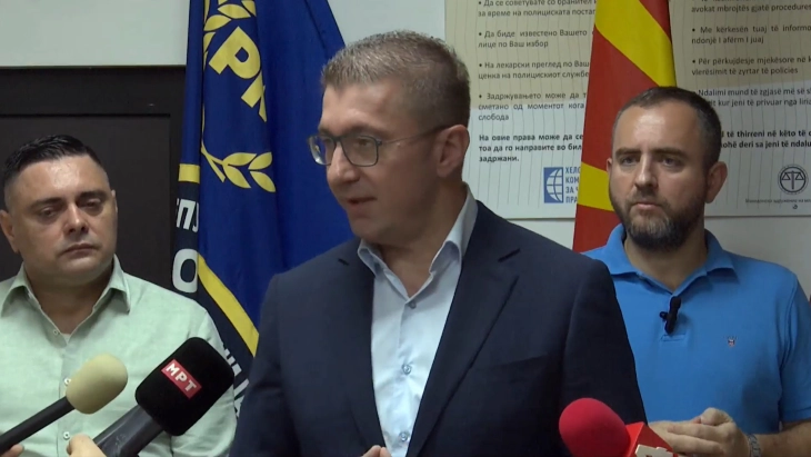 Mickoski: Pres që në gjysmën e dytë të tetorit apo gjysmën e parë të nëntorit të vihet në funksion kredia hungareze