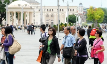 Number of tourists up by 14.9 percent in Q1: statistics