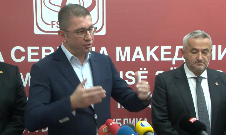 Mickoski wishes Albania success, says decoupling sends a bad message to Macedonian citizens 