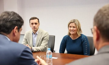 Energy Minister Bozhinovska meets EU Ambassador Rokas