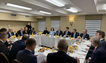 Mucunski at informal meeting of CEI FMs in New York