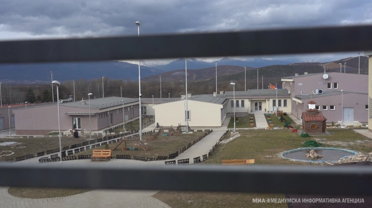 Новинарите Цветковска, Куноски и Рајчевска од МИА ја освоија првата награда на СЕЕМ и ОБСЕ за известување за недостиг на образование за децата во ВПД