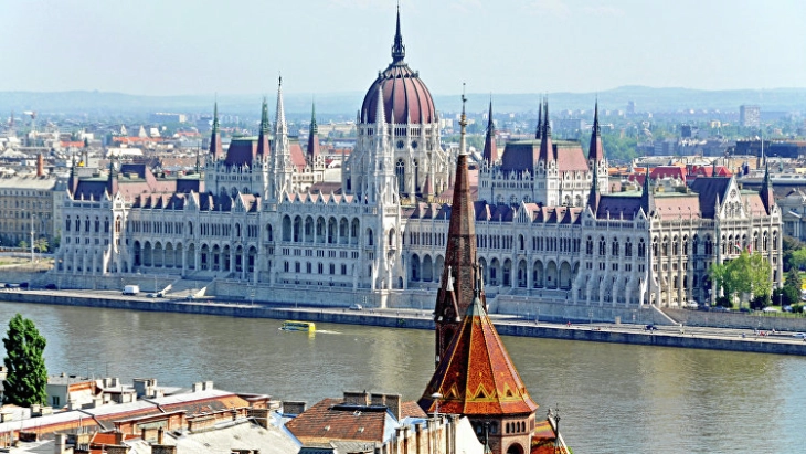 Hungarian loan agreement to be signed in Budapest