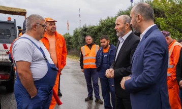 Директорот на ЈПДП Коце Трајановски на увид на регионалниот пат Башино Село –Велес