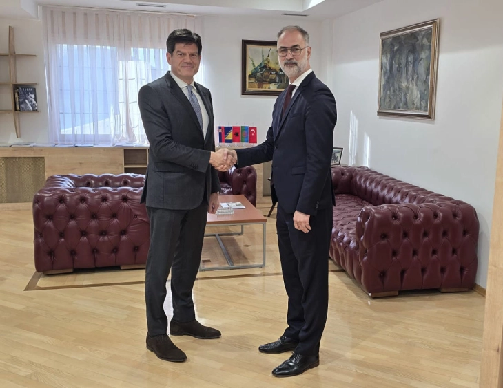 Deputy PM Stoiljkovikj meets EU Ambassador Rokas