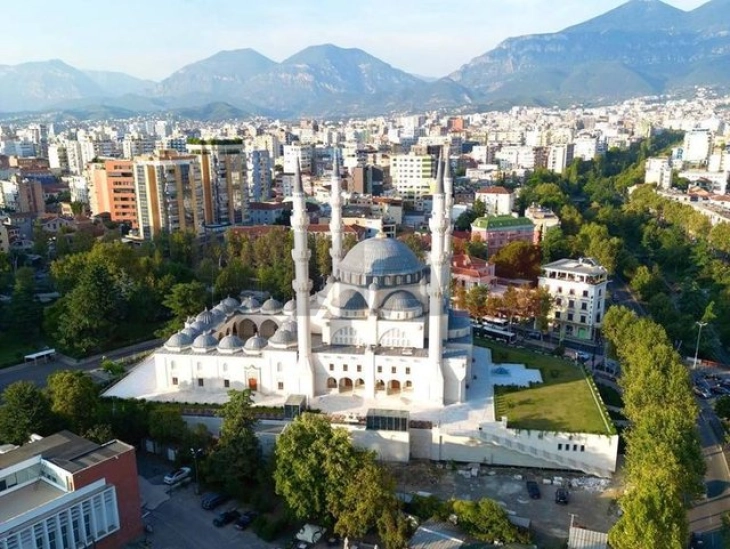 Presidenti turk, Erdogan, sot për vizitë në Tiranë, me Ramën do ta inaugurojnë xhaminë e madhe 