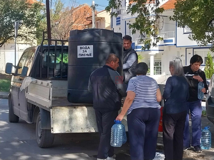 Природата ја замати водата во Струмичко, политичарите тешко ја избиструваат, а некои се обидуваат да профитираат