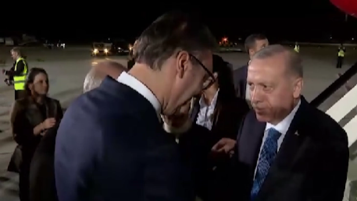 Erdogan arriti në Beograd