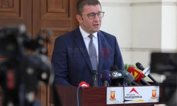 Mickoski: BDI në seancë të qeverisë në vitin 2023 miratoi strategjinë për reforma në administratën publike, ku thuhet se do të ketë fshirje të 