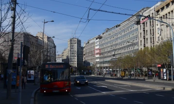 Истражување на Демостат: Рејтингот и на власта и на опозицијата во Србија е во пад, со поизразен пад кај опозициjaта