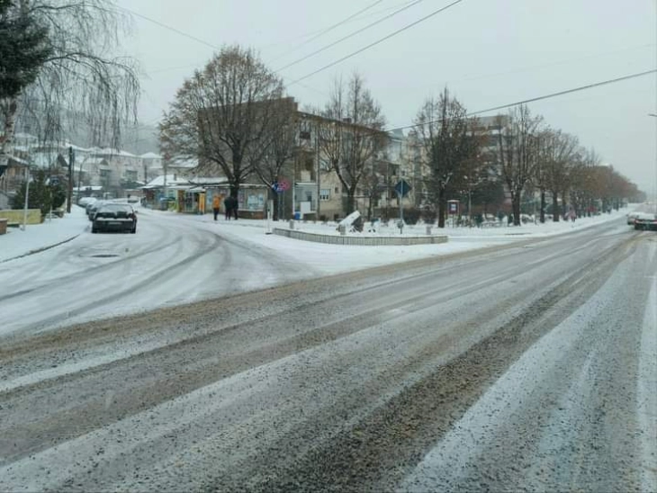 Во Македонска Каменица почна постапка за спроведување Јавна набавка за зимско одржување на локалните патишта