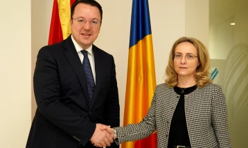 Transport Minister Nikoloski meets Romanian Ambassador Axinte, discuss Skopje-Bucharest flight