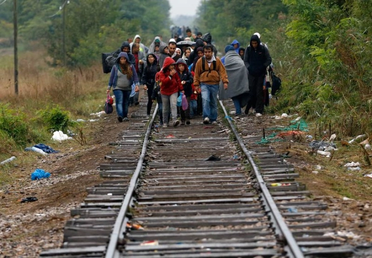 Грција ја следи ситуацијата со балканската рута и поради опасноста меѓу бегалците и мигрантите да има борци од Хамас или Хезболах