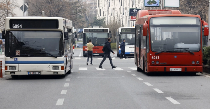 Qyteti i Shkupit i bën thirrje Trajko Sllavevskit që ta vendosë nismën e transportuesve privatë në shqyrtim para këshilltarëve