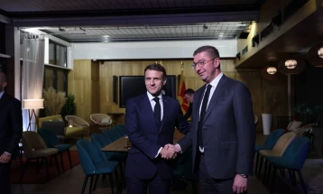 Openly discussed unblocking Macedonia’s EU path with Macron, says Mickoski