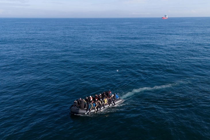 Nine boats carrying 572 people intercepted crossing English Channel