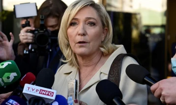 Prokuroria franceze kërkon dënim me burg për Marin Le Pen për keqpërdorim