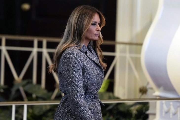 Melania Tramp nuk do të shpërngulet në Uashington