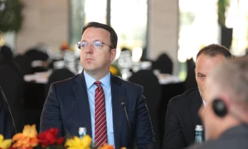 Deputy PM Nikoloski and Kosovo’s Infrastructure Minister Aliu discuss road and rail connection