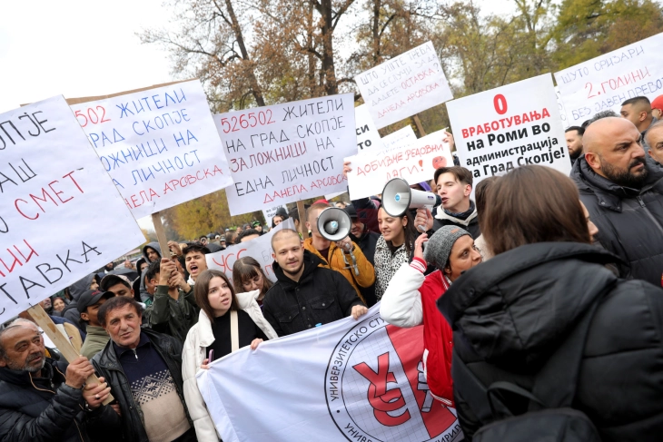 Citizens stage protest over Skopje public transport woes