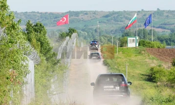 Policë nga Rumania, Hungaria dhe Austria do ta ruajnë kufirin bullgar drejt Turqisë