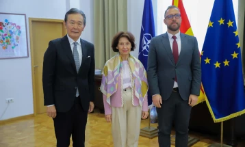 Средба на претседателката Сиљановска Давкова со комесарот за културни врски на Јапонија, Шуничи Токура